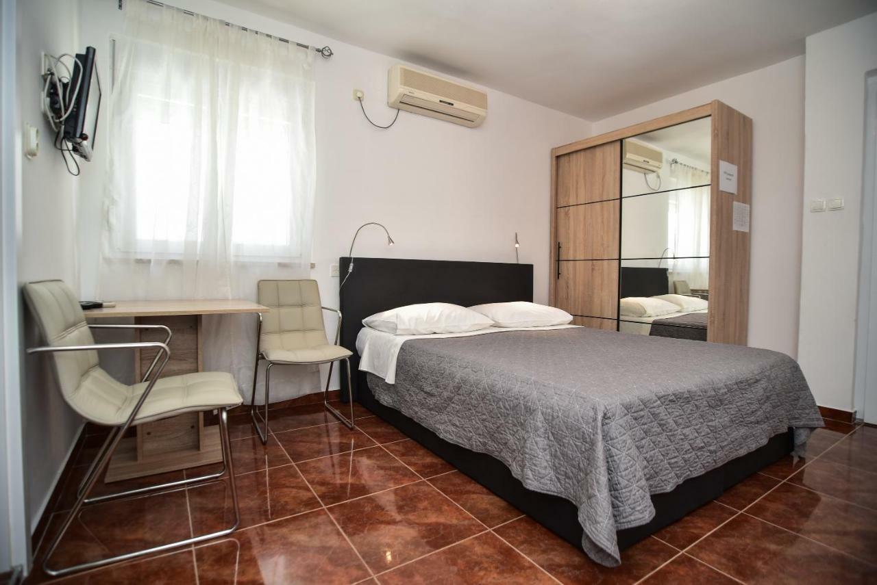 Villa Benelux Zadar Exterior foto